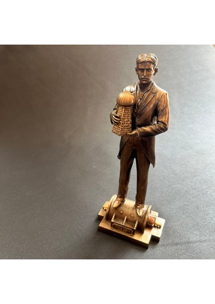 Nikola Tesla Biblo, Tesla Dekor, Tesla Figür fırsatları