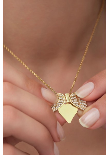 Kişiye Özel Gizli Isim Yazılı Aşkın Kanatları Açılan Kalpli Kolye BBK55 fiyatları