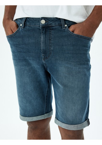 Katlamalı Paçalı Pamuklu Cep Detaylı Slim Fit Kot Şort indirimleri