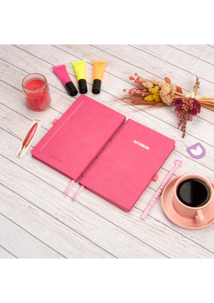 13x21 cm Pembe Deri Sert Kapak Noktalı Tarihsiz Dikişli Defter