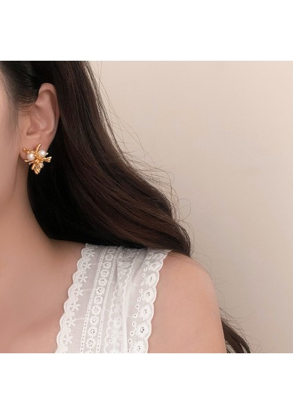 Niş Mizaç Küpe Trendi Banliyö Küpeleri ile Yüz (Yurt Dışından) modelleri