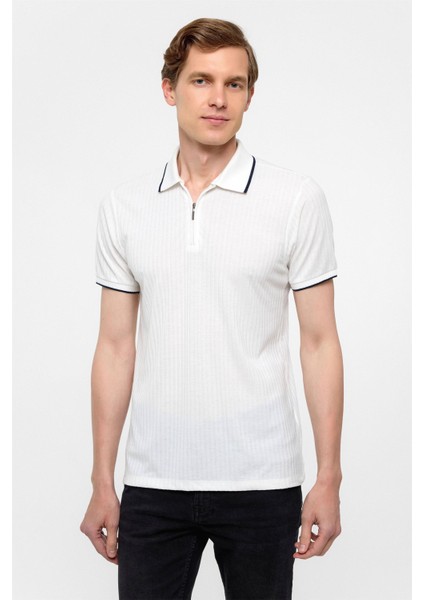 Beyaz Slim Fitilli Polo Yaka Tişört
