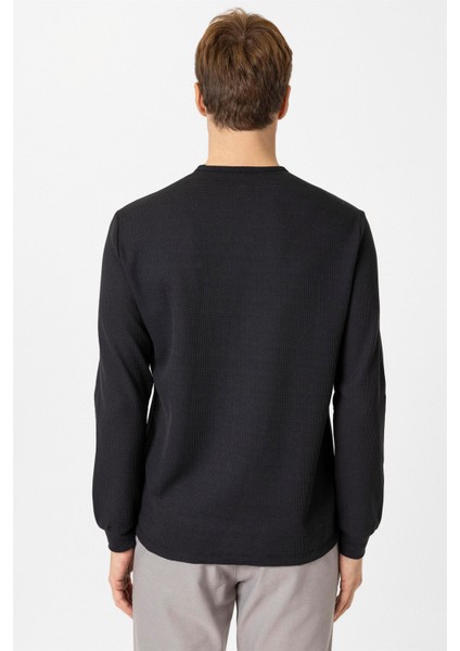 Siyah Slim Fit Armürlü Bisiklet Yaka Sweatshirt modelleri