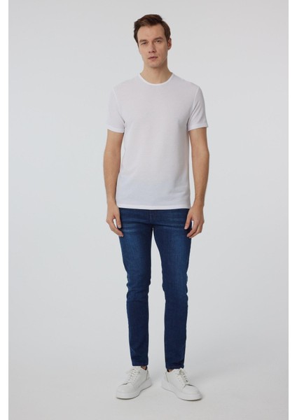 Beyaz Slim Fit Armürlü Bisiklet Yaka Tişört modelleri