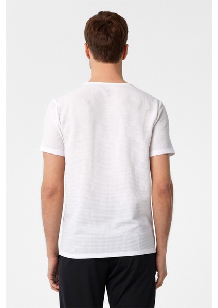 Beyaz Slim Fit Armürlü Bisiklet Yaka Tişört fırsatları