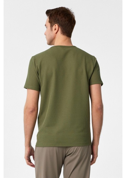 Haki Slim Fit Armürlü Bisiklet Yaka Tişört indirimleri