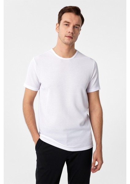 Beyaz Slim Fit Armürlü Bisiklet Yaka Tişört fiyatları