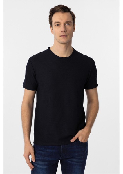 Lacivert Slim Fit Armürlü Bisiklet Yaka Tişört