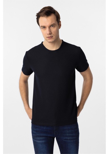 Lacivert Slim Fit Armürlü Bisiklet Yaka Tişört