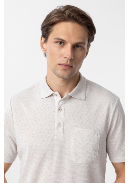 Ekru Regular Armürlü Polo Yaka Tişört fırsatları