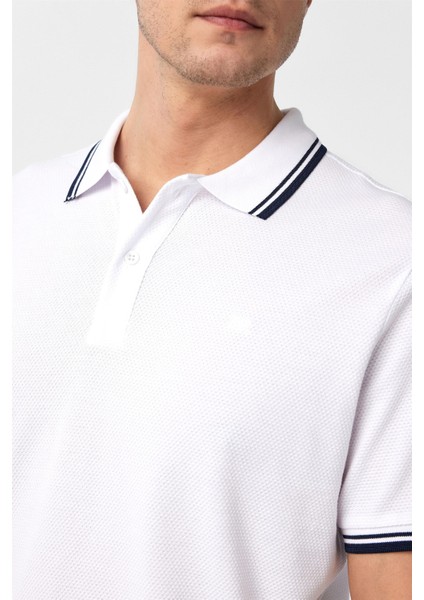 Beyaz Regular Armürlü Polo Yaka Tişört