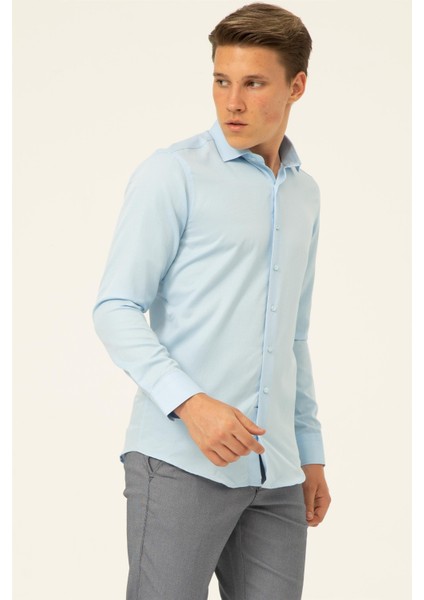 Buz Mavi Slim Fit Armürlü Klasik Yaka Gömlek fırsatları