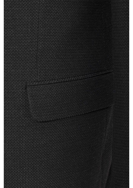 Siyah Regular Fit Armürlü Sivri Yaka 4 Drop Ceket fiyatları