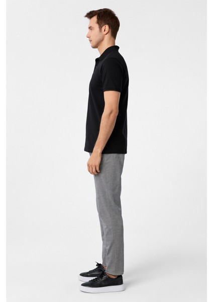 Siyah Slim Fit Armürlü Polo Yaka Tişört fırsatları