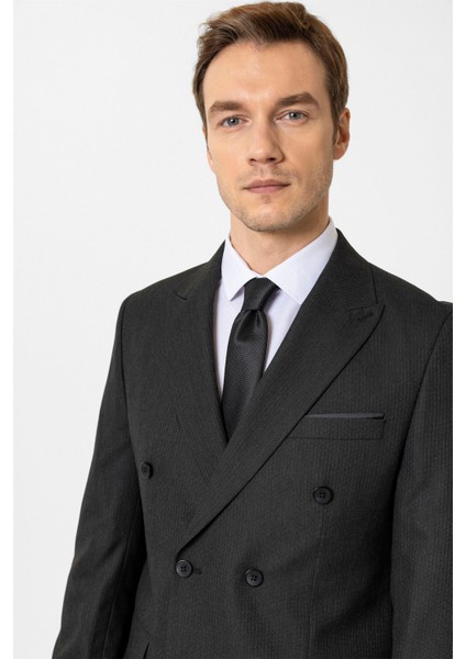 Siyah Slim Fit Düz Kruvaze Yaka 6 Drop Klasik Takım Elbise
