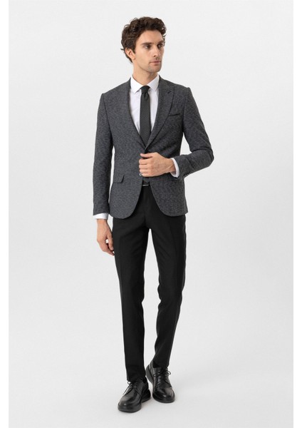 Siyah Slim Fit Armürlü Sivri Yaka 6 Drop Yelekli Klasik Takım Elbise