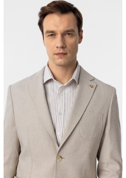 Bej Slim Fit Armürlü Mono Yaka 6 Drop Ceket fırsatları