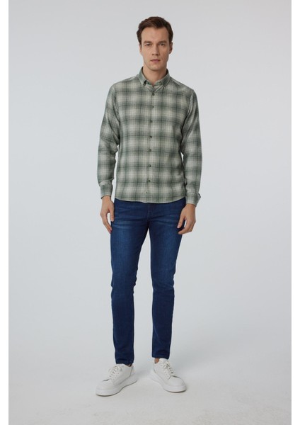 Koyu Yeşil Slim Fit Düz Düğmeli Yaka Gömlek modelleri