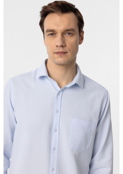 Buz Mavi Regular Fit Armürlü Klasik Yaka Gömlek modelleri