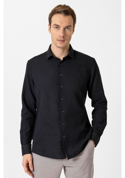 Siyah Slim Fit Desenli Klasik Yaka Gömlek