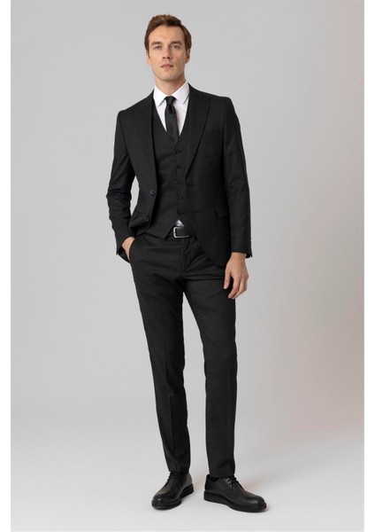 Siyah Slim Fit Armürlü Sivri Yaka 6 Drop Yelekli Klasik Takım Elbise