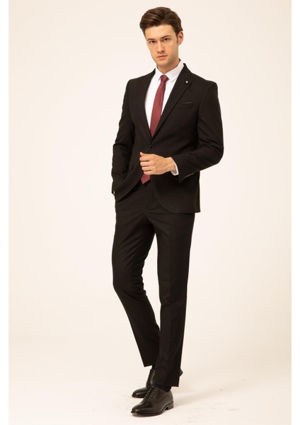 Siyah Slim Fit Düz Sivri Yaka 6 Drop Klasik Takım Elbise
