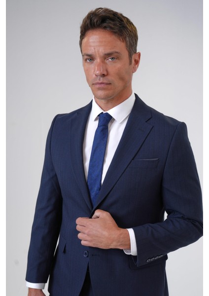 Lacivert Regular Armürlü Sivri Yaka 4 Drop Klasik Takım Elbise fiyatları