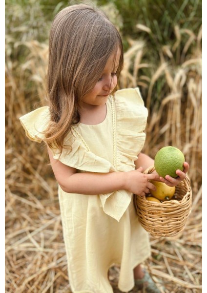 Etek Ucu Ve Arkası Dantelli Elbise 2-7 Yaş Sarı