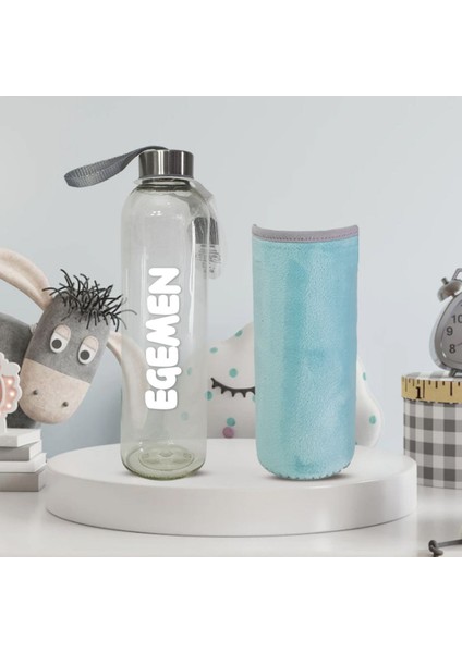 Kişiye Özel Pelüş Kılıflı 750 ml Cam Matara - Mavi renk, şık ve kullanışlı tasarım