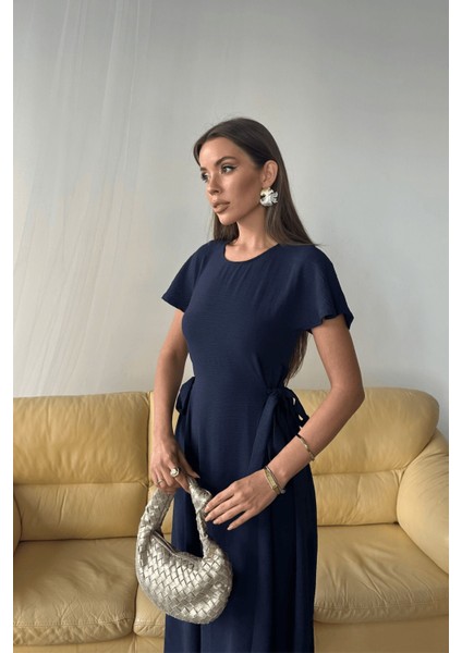 Kadın Luna Kuşaklı Ayrobin Kumaş Yazlık Elbise fırsatları