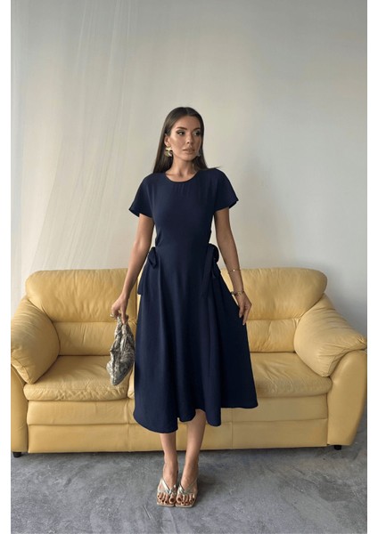 Kadın Luna Kuşaklı Ayrobin Kumaş Yazlık Elbise indirimleri