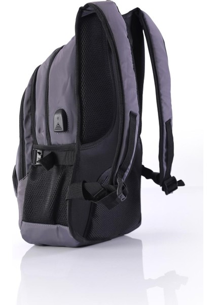 51318 USB Girişli Laptop Sırt Çantası modelleri