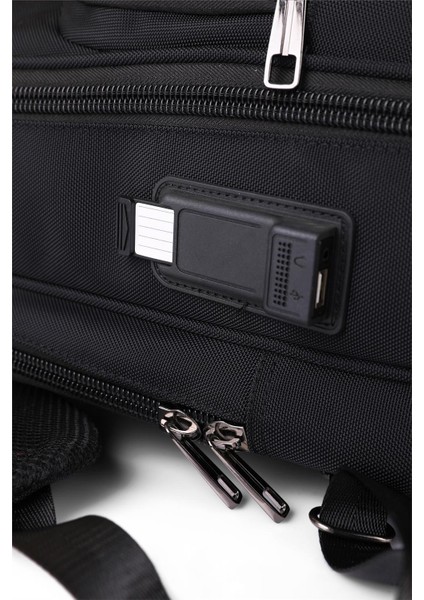 51270 KİLİTLİ USB GİRİŞLİ ÇAPRAZ OMUZ ASKILI SIRT ÇANTASI