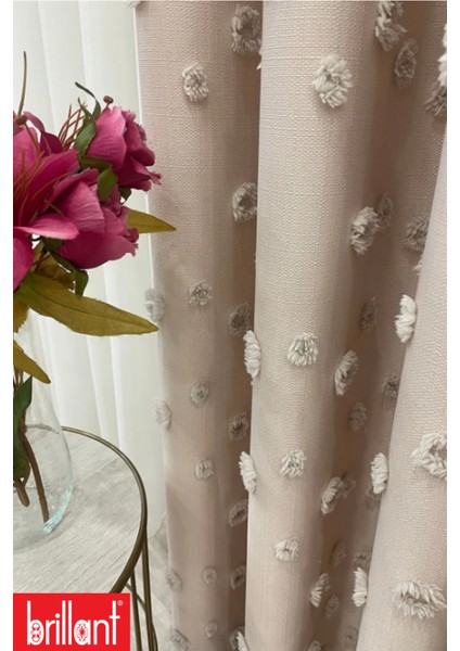 Fon Perde Bej Pufy Brillant Püsküllü, Ponponlu, Saçaklı Fon Perde Sık Pileli Keten Pano Fon modelleri