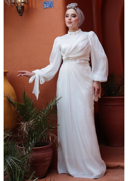 Drape Detaylı Beyaz Tesettür Abiye Elbise 52285B fiyatları
