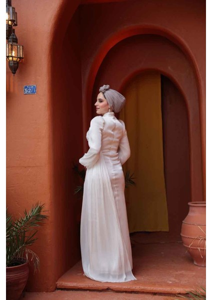 Drape Detaylı Beyaz Tesettür Abiye Elbise 52585B indirimleri