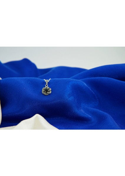 Oltutaşı Döngü Gümüş Kolye modelleri