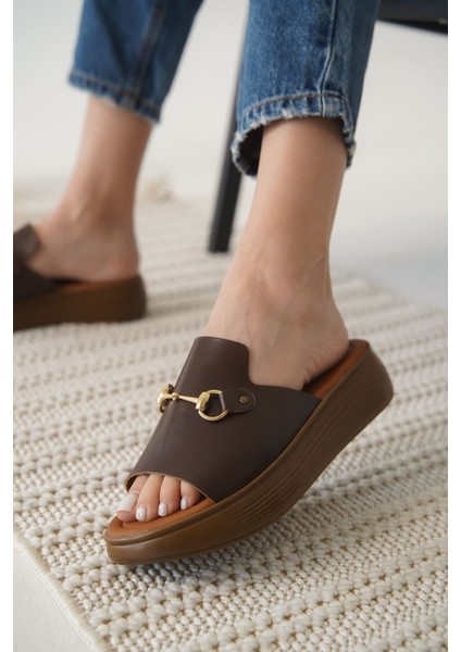 Nelly Premium Acı Kahve Hakiki Deri Terlik fiyatları