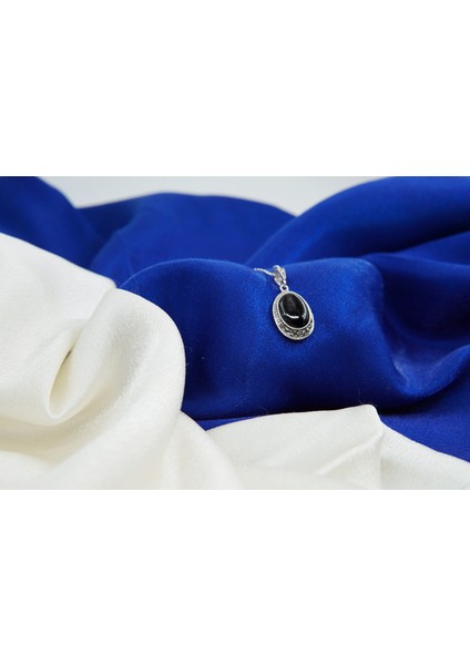 Oltutaşı Sade Tek Taşlı Gümüş Kolye fırsatları