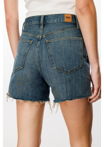 Deborah Straight Fit Orta Indigo Kadın Jean Şort