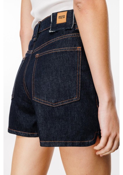 Straight Fit Rinse Koyu Indigo Kadın Jean Şort