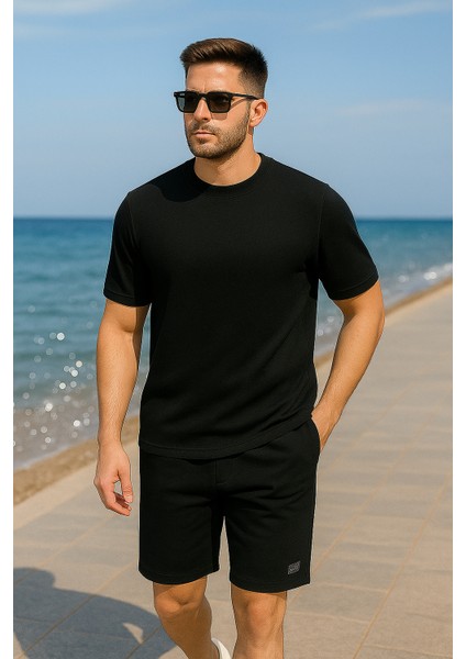 Siyah Renk Oversize Tişört ve Şort Takım