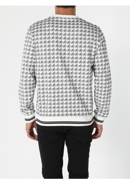 Regular Fit Erkek Beyaz Sweatshirt fiyatları