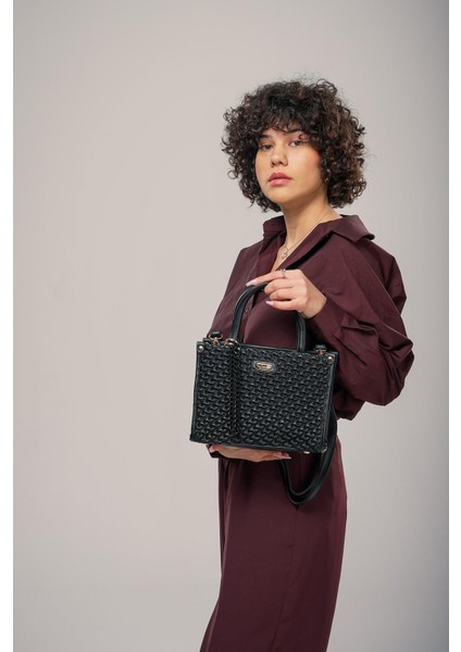 Kadın 17879 Omuz Çantası