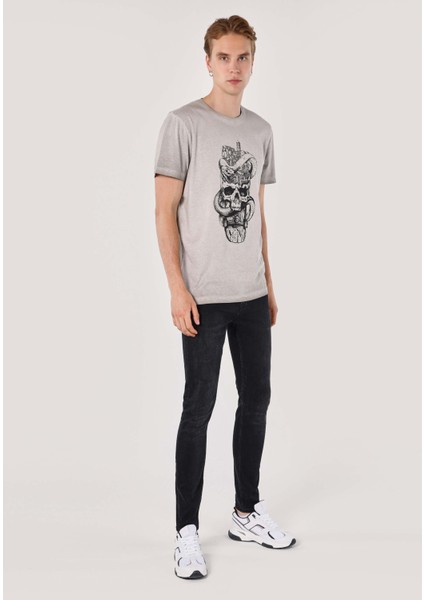 Regular Fit Yuvarlak Yaka Baskılı Erkek Gri Kısa Kol Tişört modelleri
