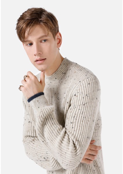 Regular Fit Turtle Neck Jakarlı Erkek Taş Kazak
