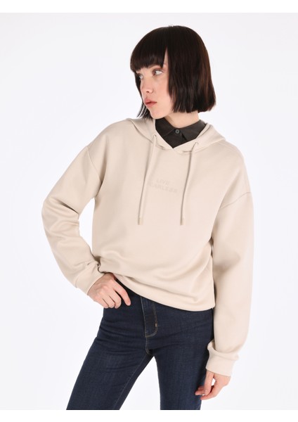 Regular Fit Kapüşonlu Baskılı Kadın Bej Sweatshirt