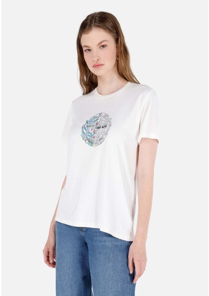Regular Fit Yuvarlak Yaka Kadın Beyaz Kısa Kol Tişört Cl1066582