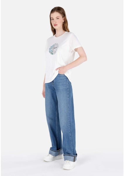 Regular Fit Yuvarlak Yaka Kadın Beyaz Kısa Kol Tişört Cl1066582 modelleri