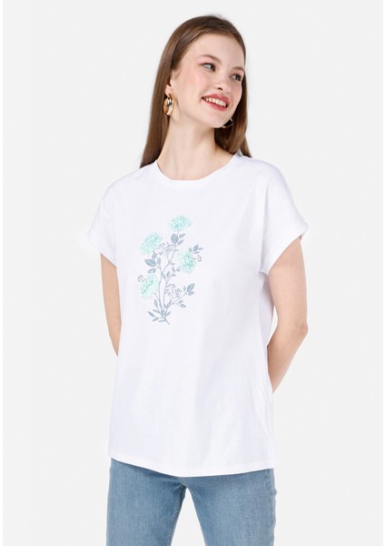 Regular Fit Yuvarlak Yaka Kadın Beyaz Kısa Kol Tişört Cl1066633